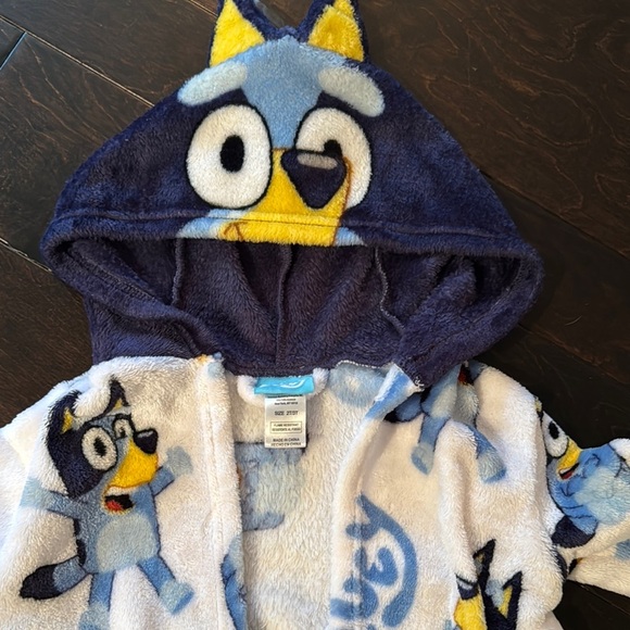 Bluey Kids Pajamas Robe- Blue and White EUC - Picture 2 of 5